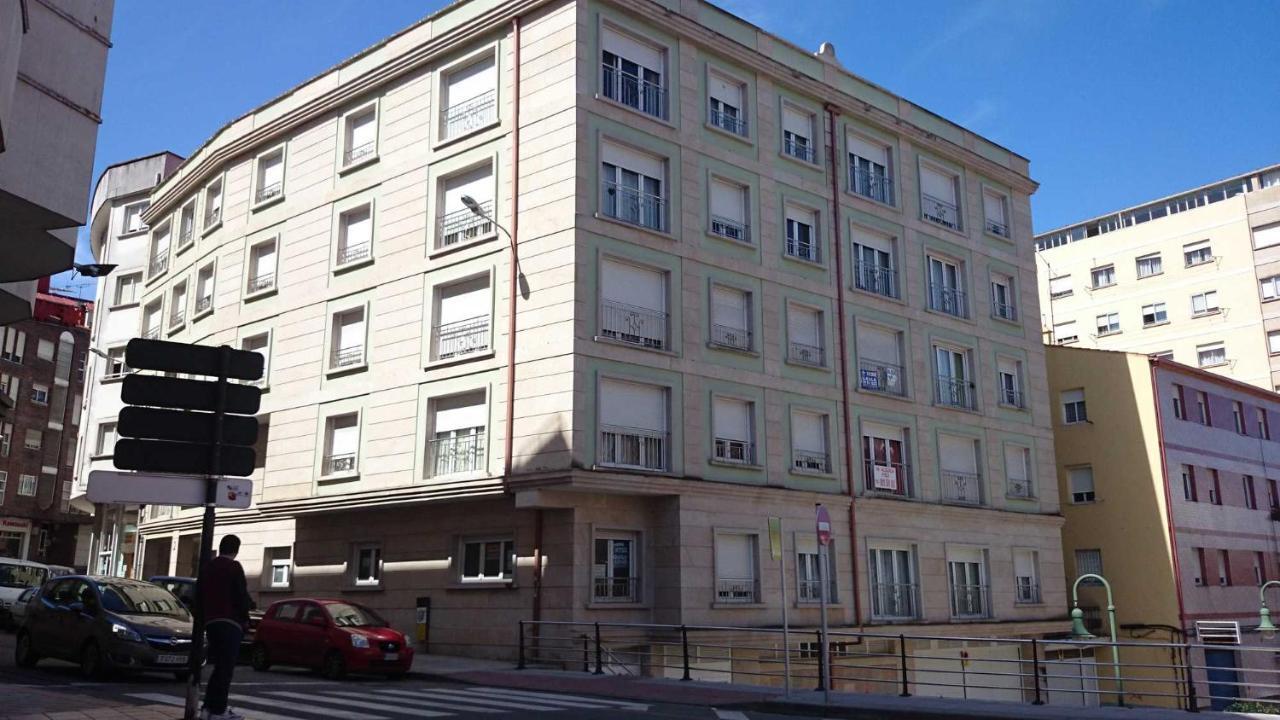 Apartamento Naval Marin Bagian luar foto